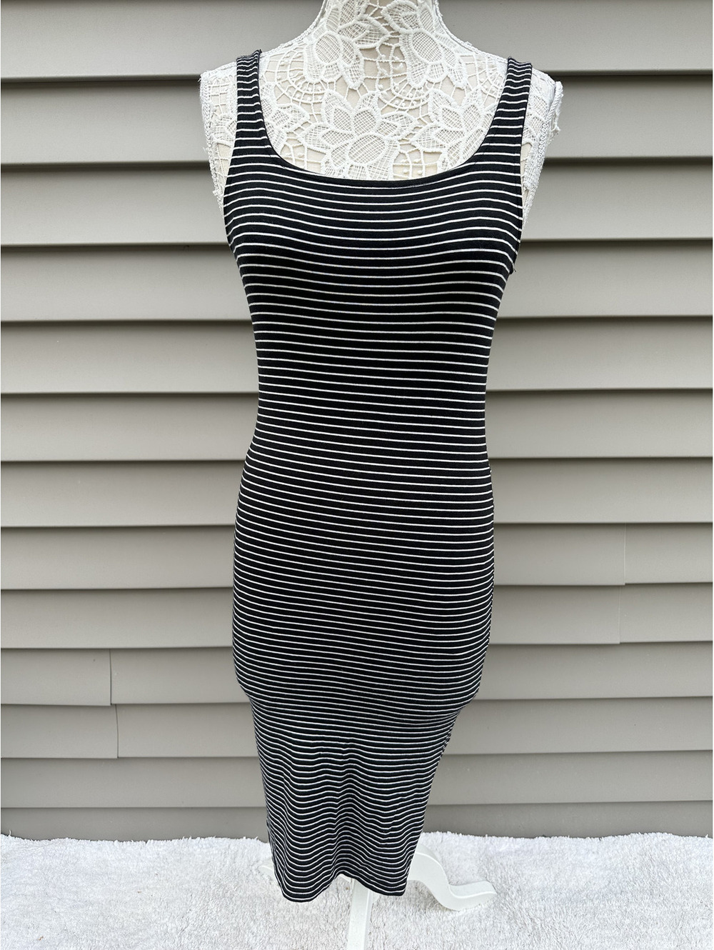 Heart & Hips Black and White Striped Sleeveless Bodycon Dress